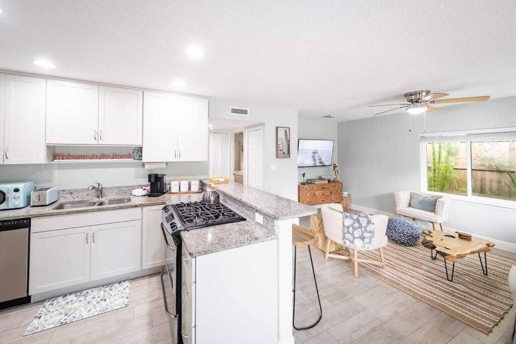 Beach House W/Putting Green/Game Rm/Rooftop Deck Cocoa Beach Exterior foto